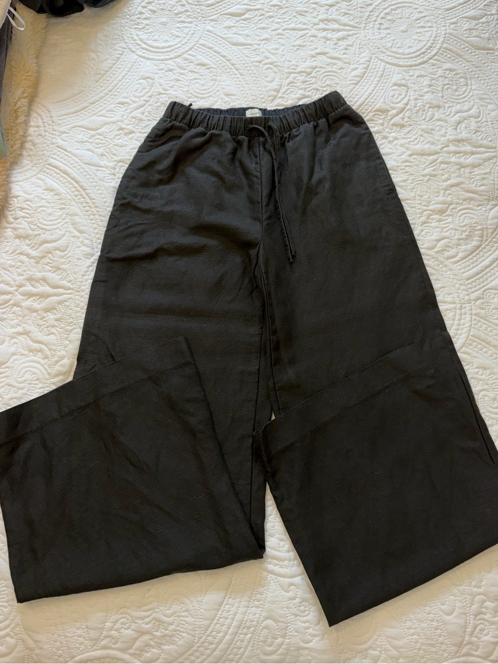 Aritzia Black Lodge Linen Pants XS
